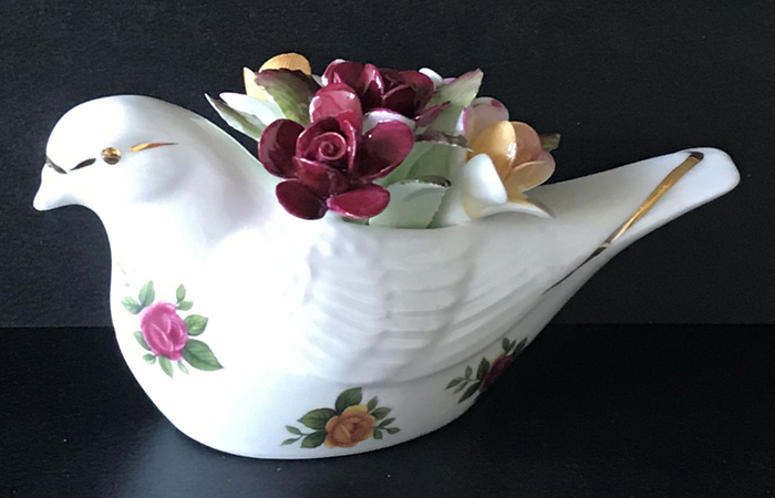 Royal Albert dove 949-715-0308